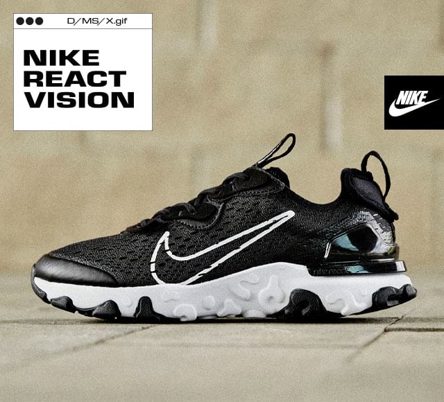 nike boys trainers size 3