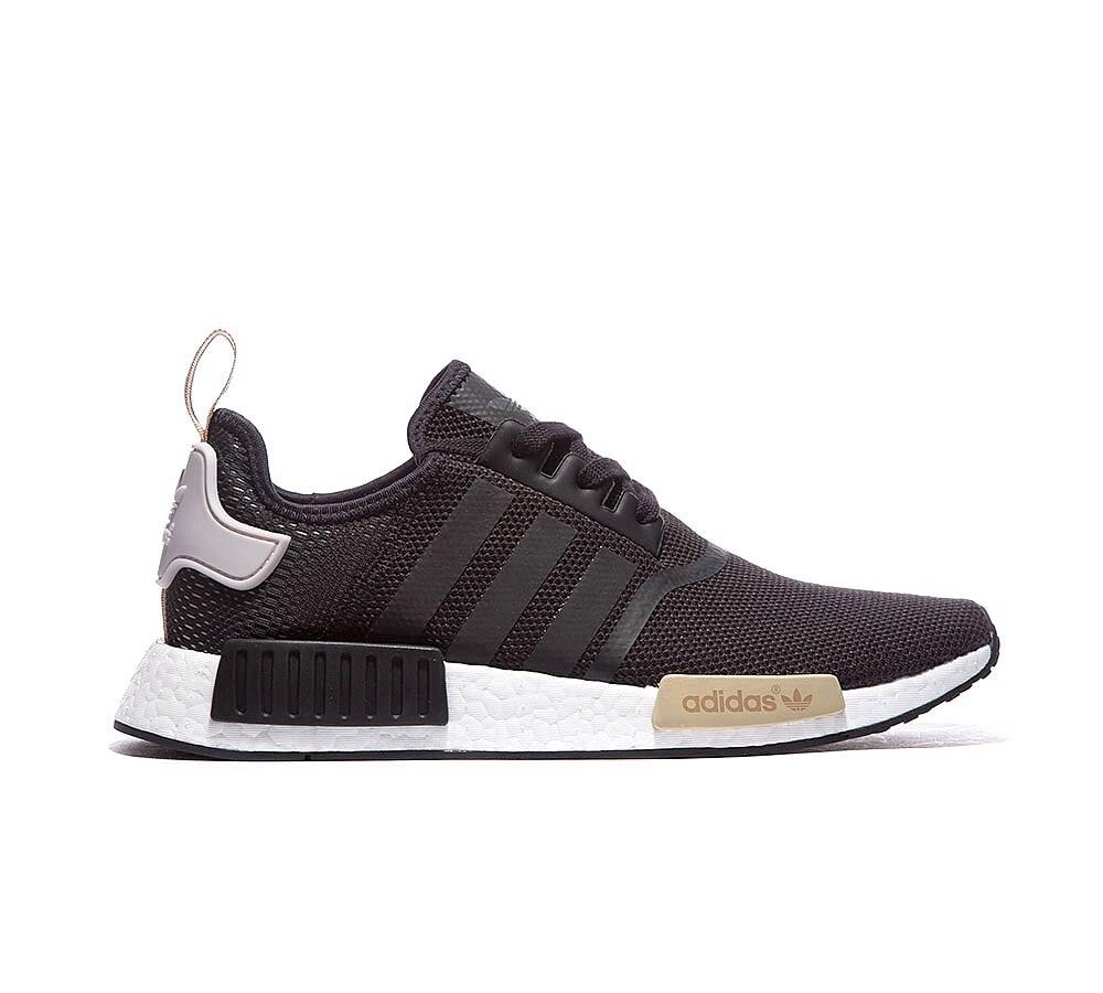 nmd r1 footasylum