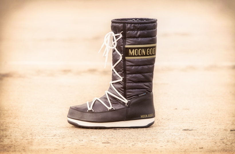 Moon Boot Black White