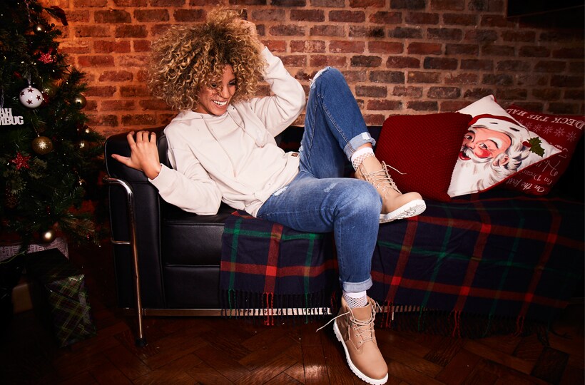 couch-brown-timberlands