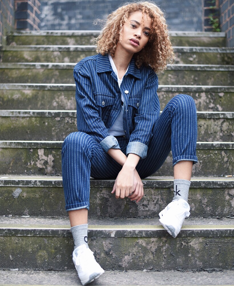 Rachelle stairs shoot