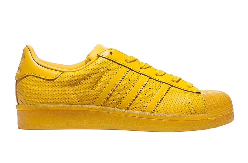 adidas Originals adicolor Superstar in Yellow