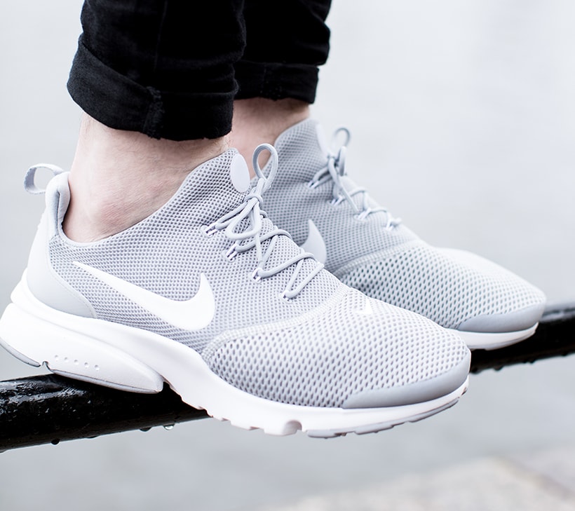 nike presto fly wolf grey white