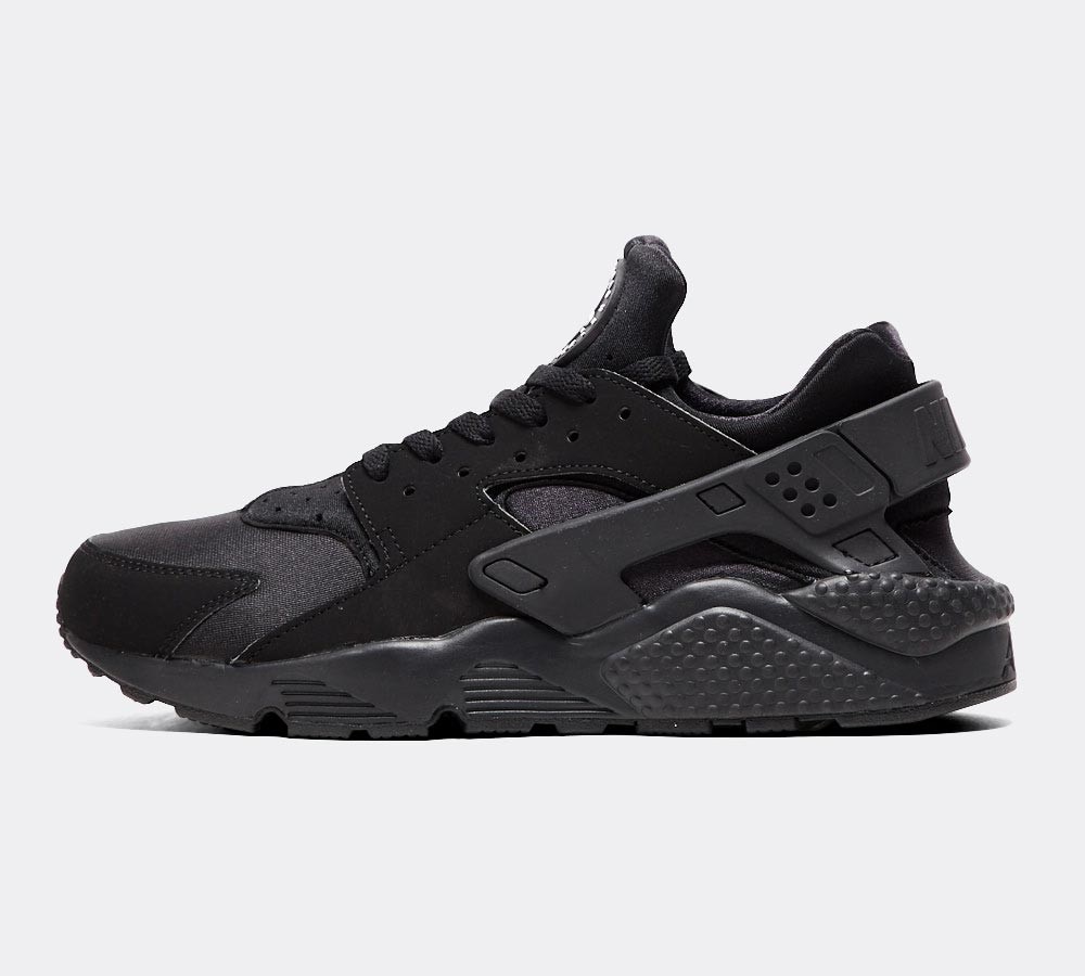 nike air huarache in black