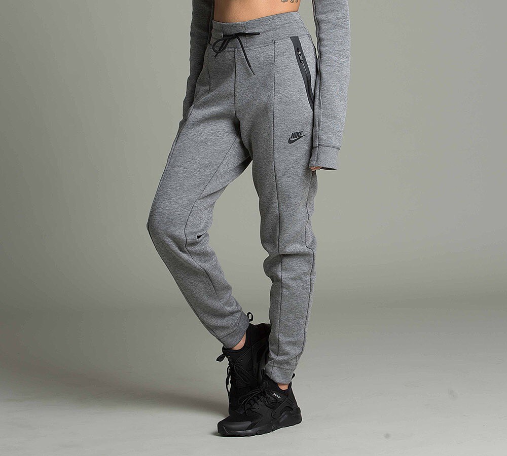 Nike Womens Tech Fleece Pant Grey / Black Footasylum