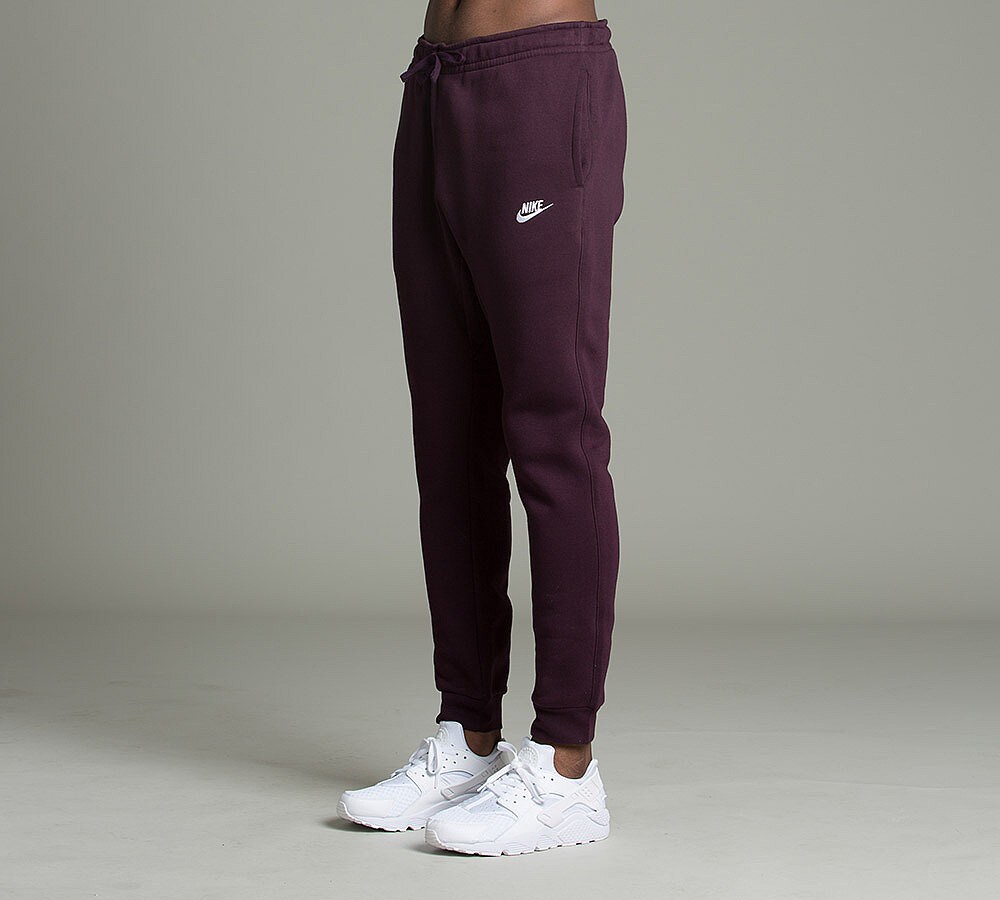 Nike Club Fleece Pant | Port Wine | Footasylum