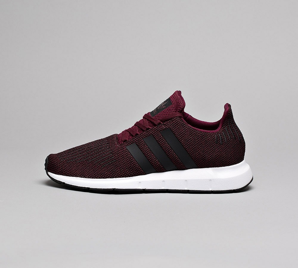 adidas Originals Swift Trainer | Maroon / White | Footasylum