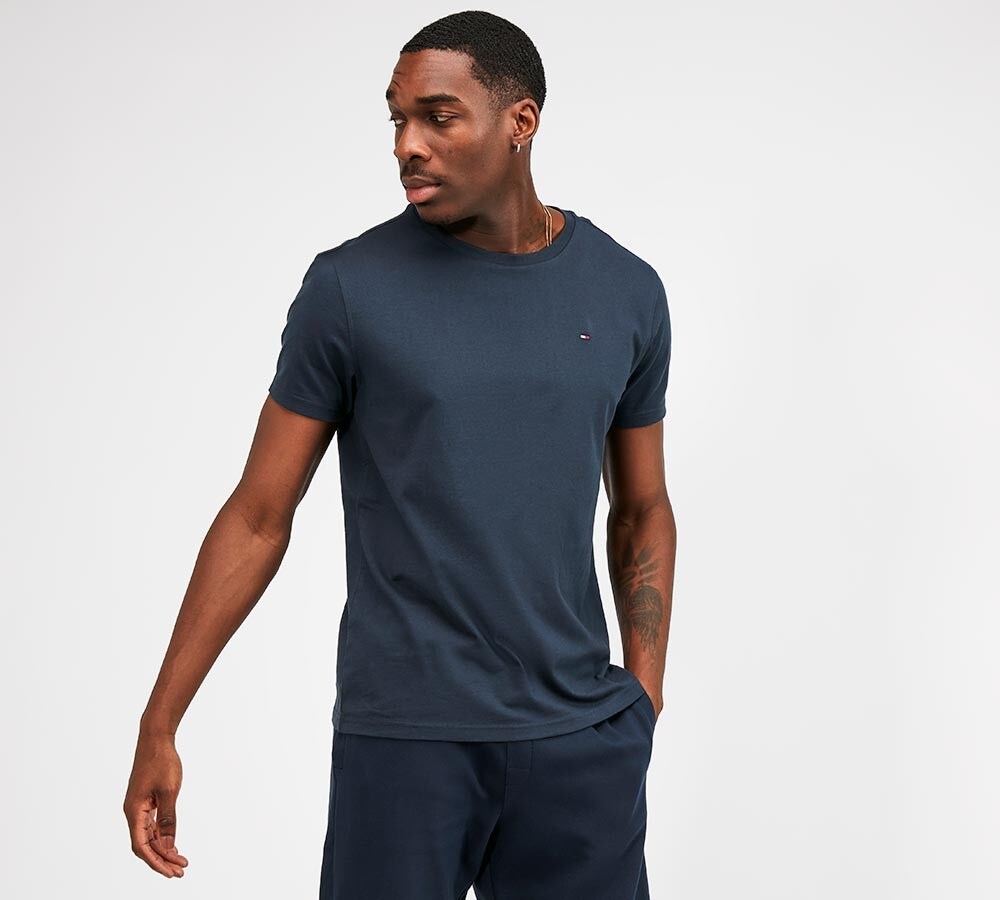 tommy hilfiger basic tee