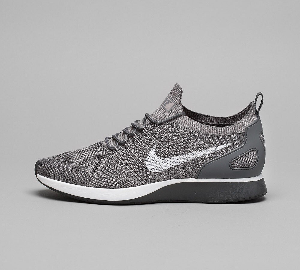 nike air zoom mariah flyknit racer size 9