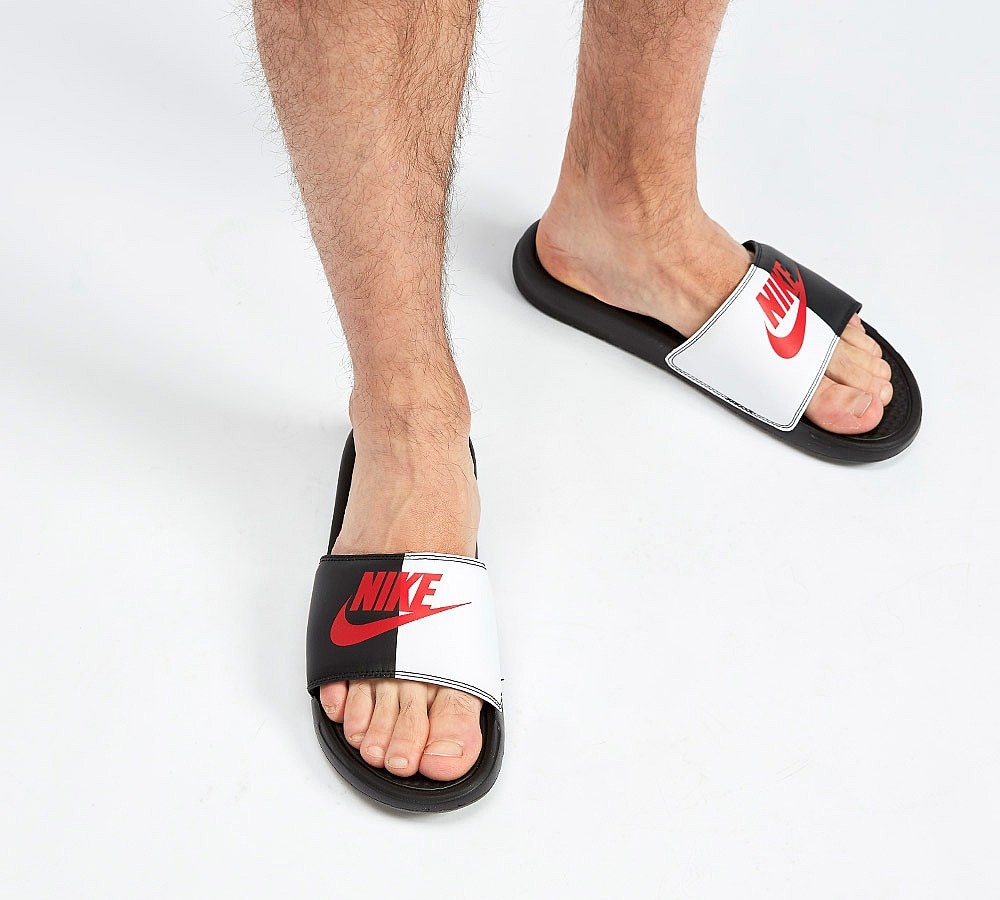 nike benassi jdi black red