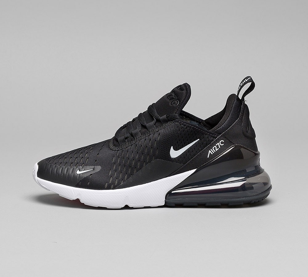 air 270s black