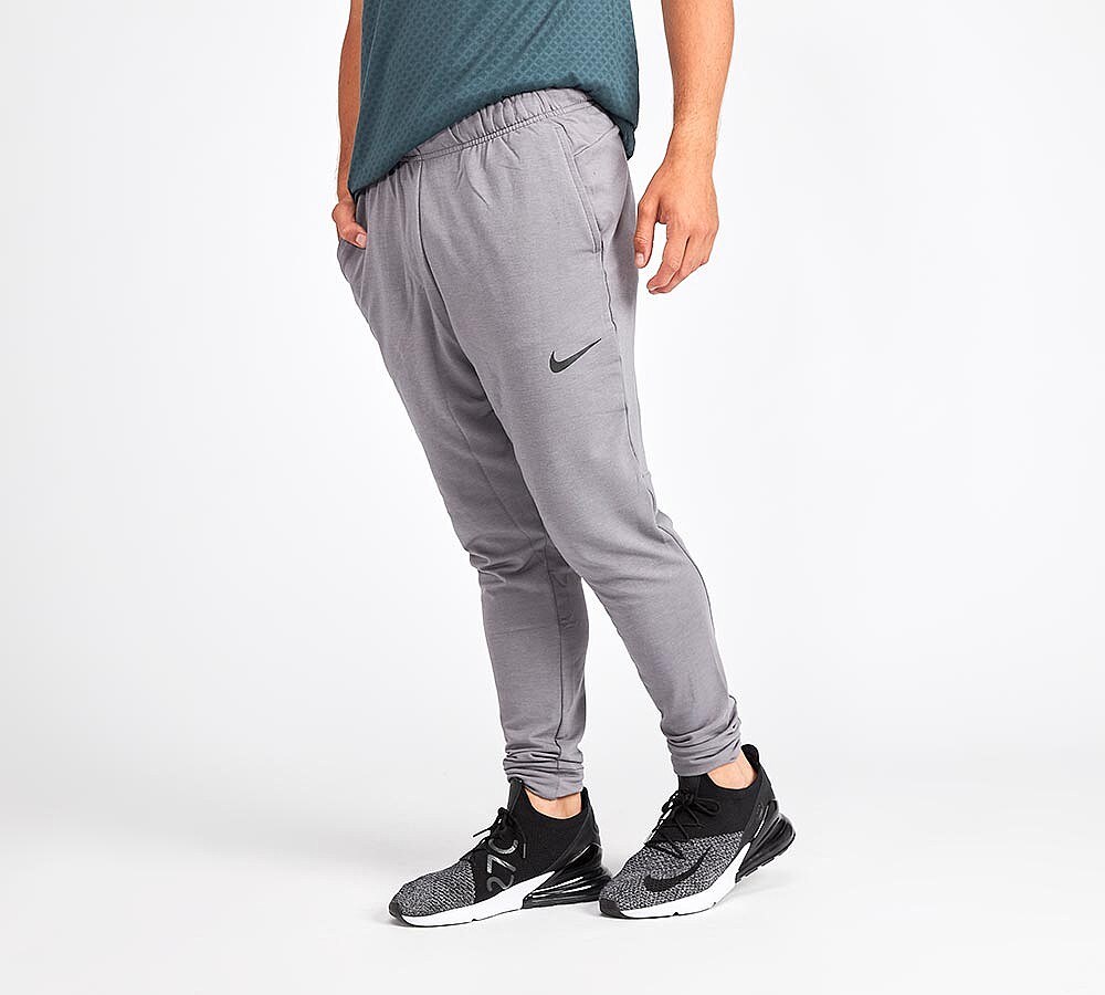 nike hyper dry trousers