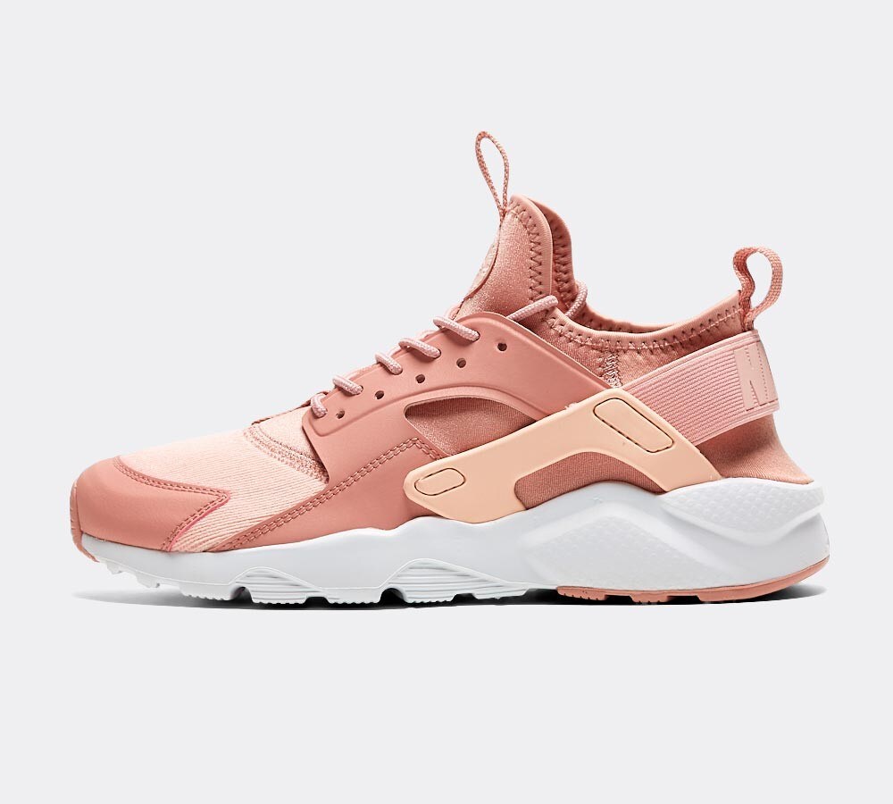 nike huarache pink and white 