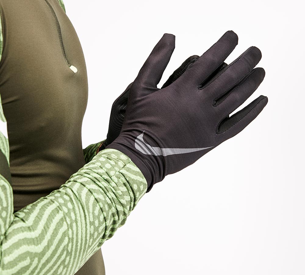 nike men's base layer gloves