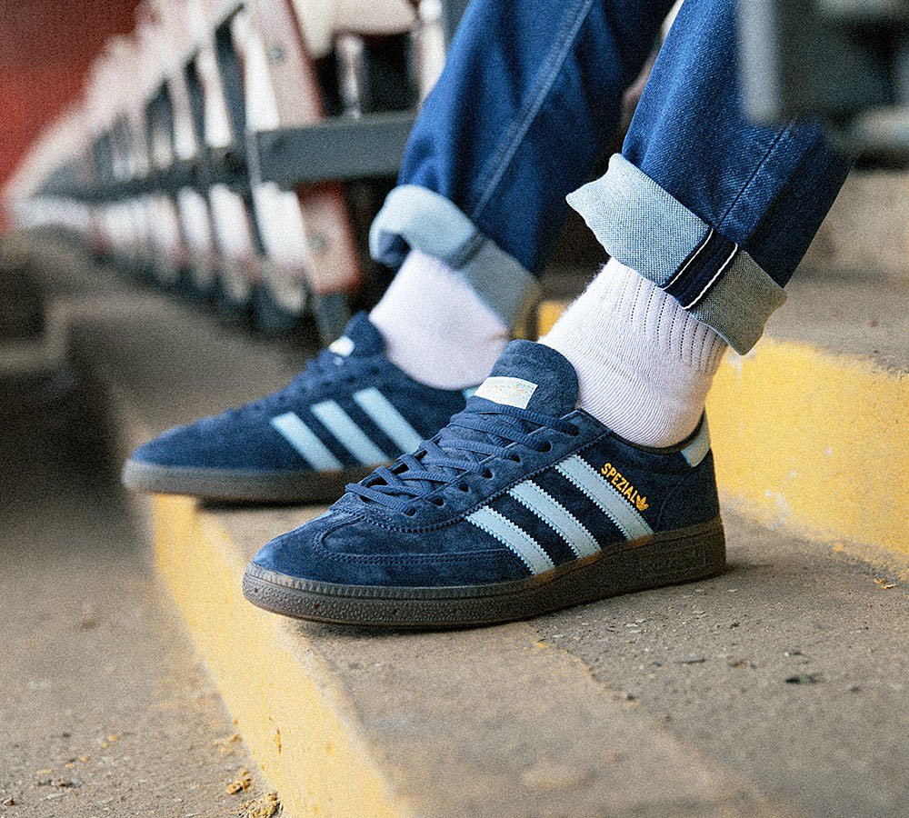 adidas Originals Handball Spezial Trainer | Navy / Sky / Gum