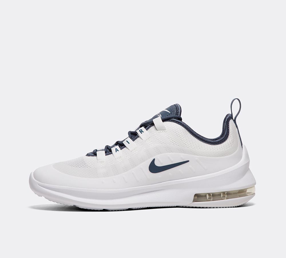 junior air max axis trainer