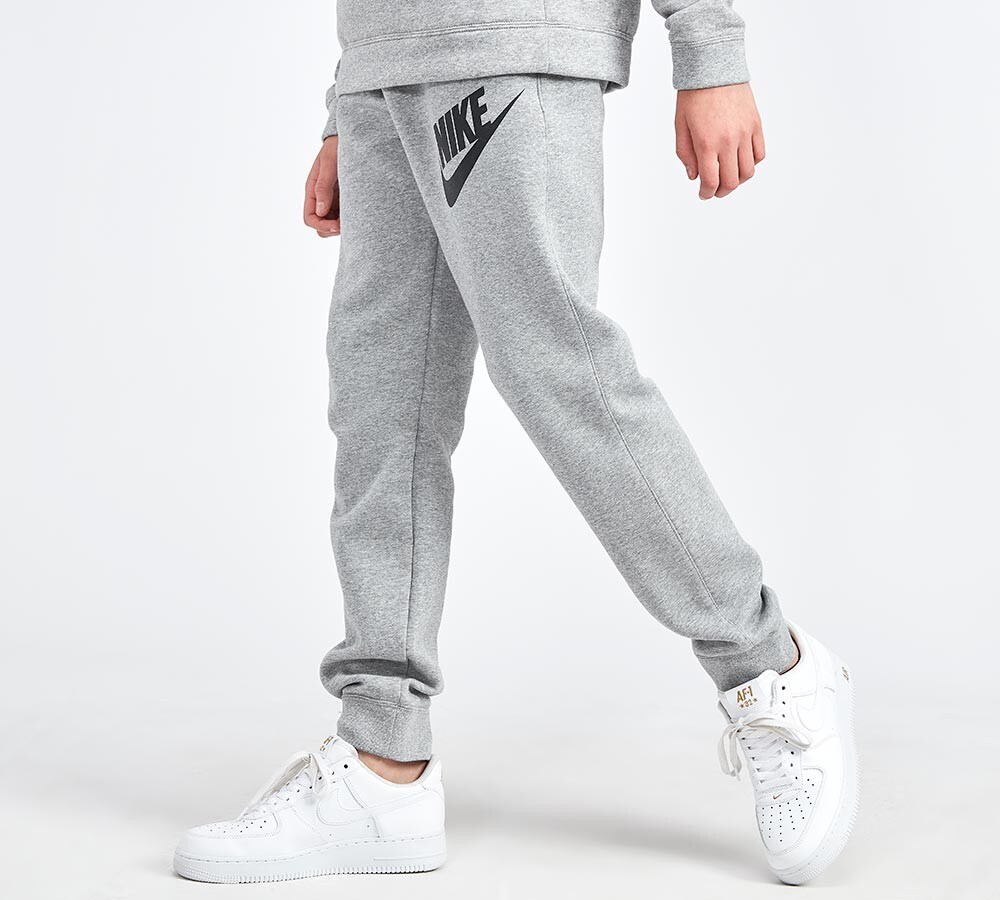 nike club joggers junior