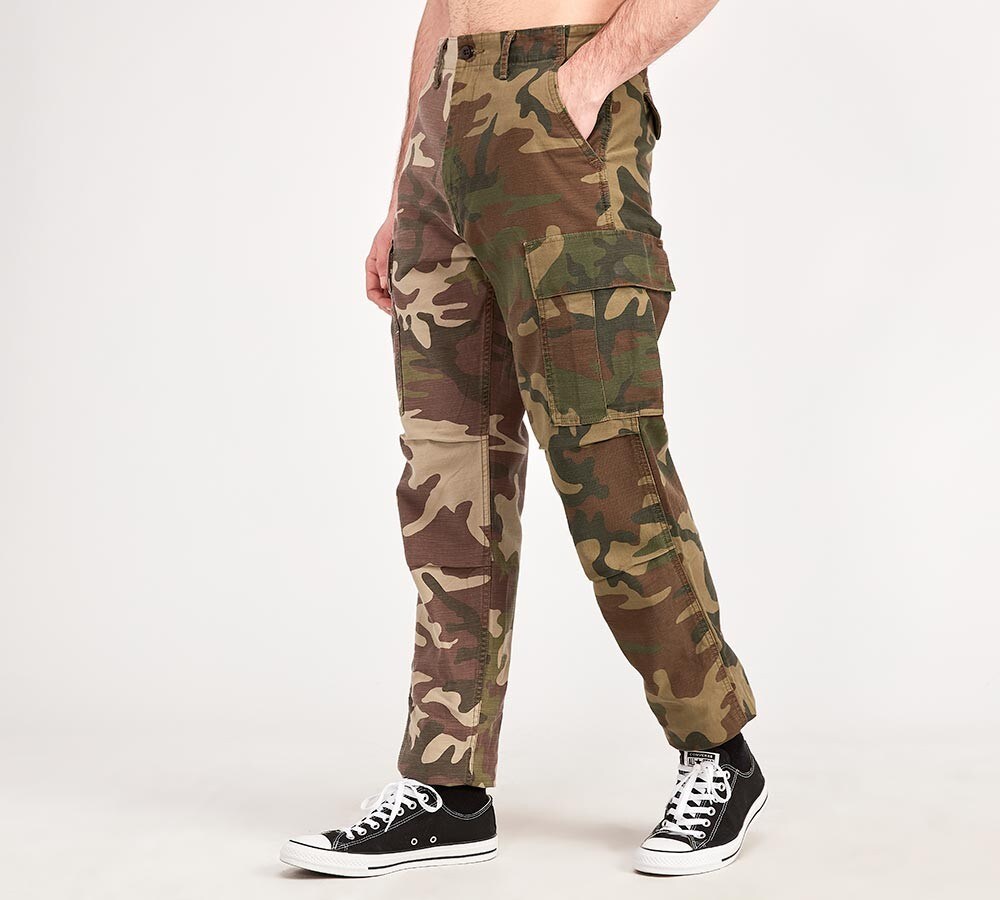 levi army cargo pants