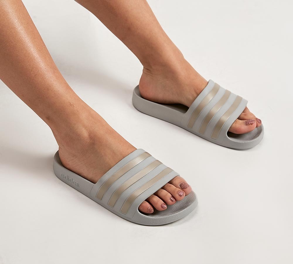 adidas adilette aqua slides junior