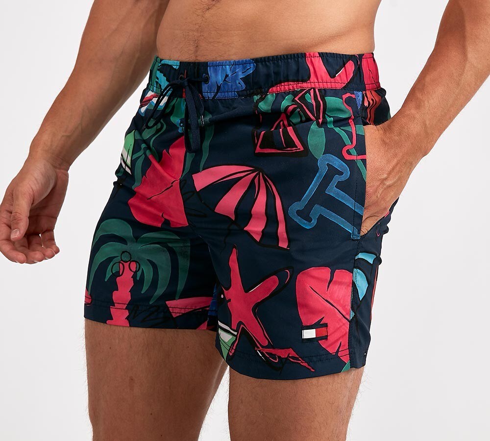tommy hilfiger shorts with logo all over