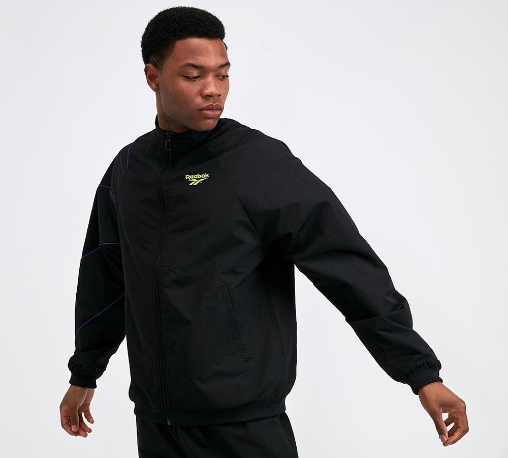 reebok t shirt sports direct
