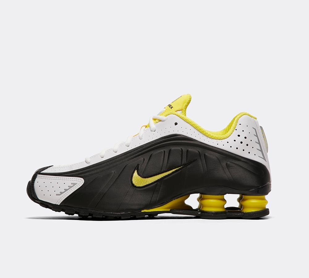 nike shox footasylum
