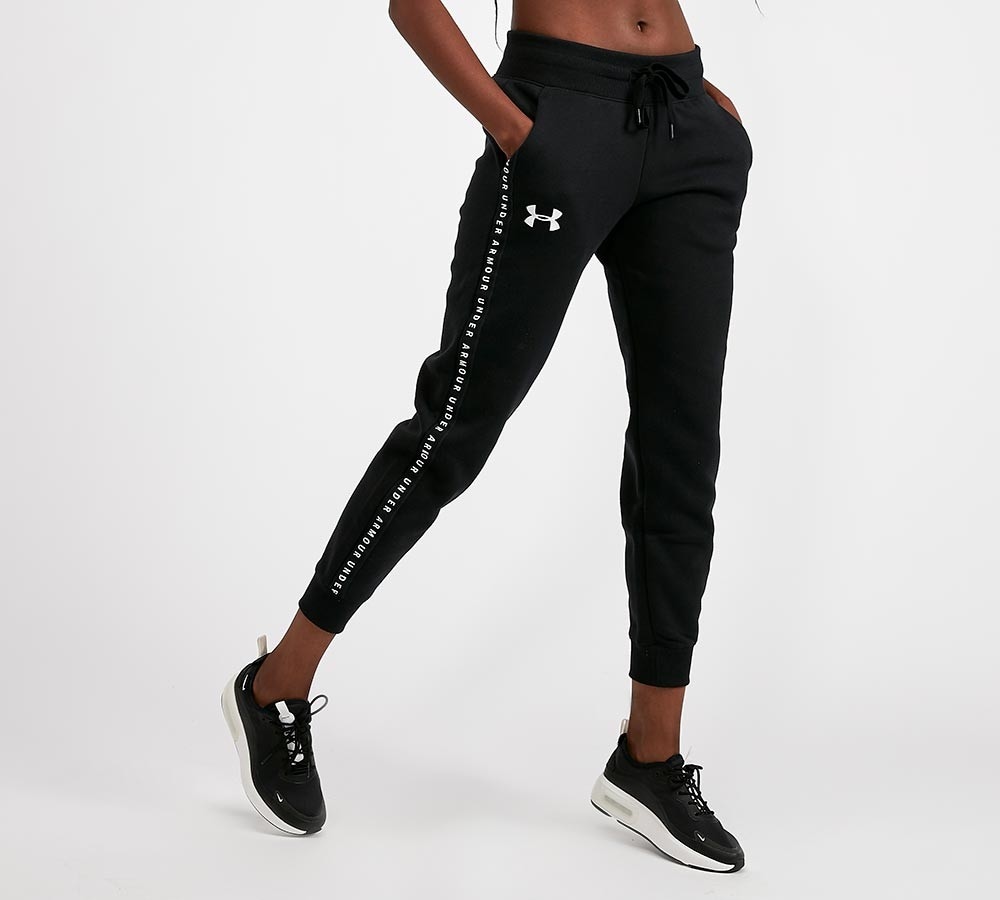 under armour womens jogging pants