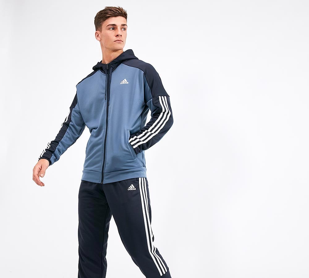 nike hoodie tracksuit junior