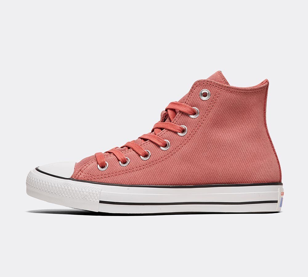 chuck taylor all star retrograde high top