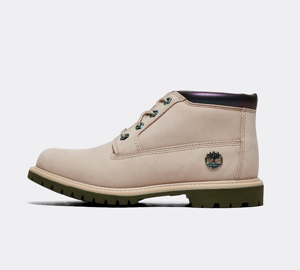 timberland women's nellie classic chukka waterproof boots