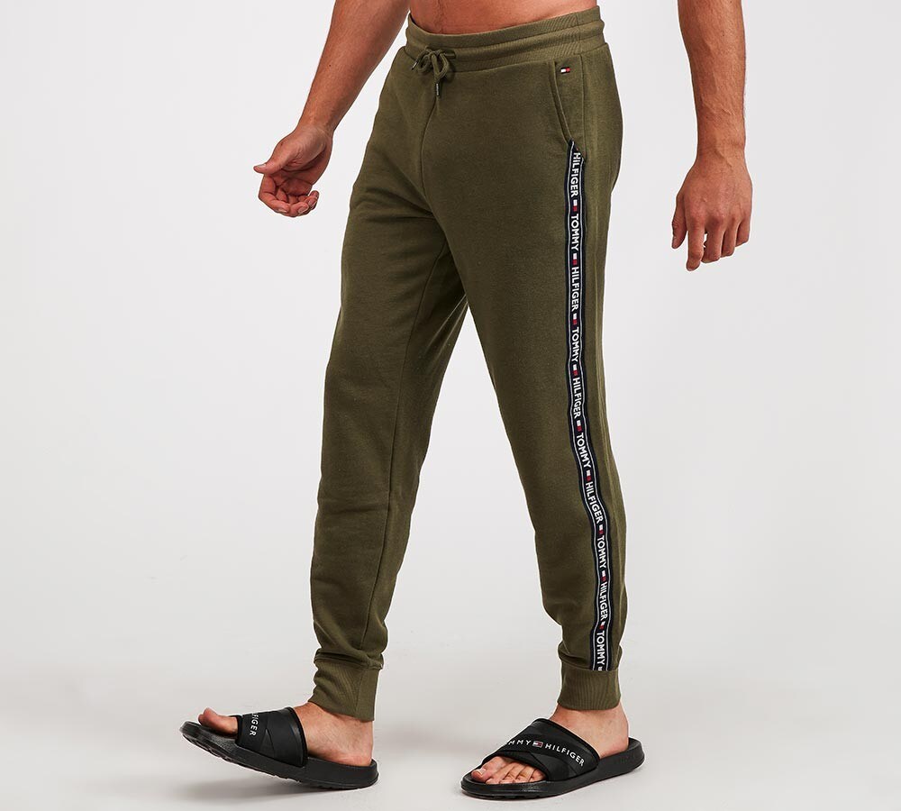 tommy hilfiger tape logo jog pant