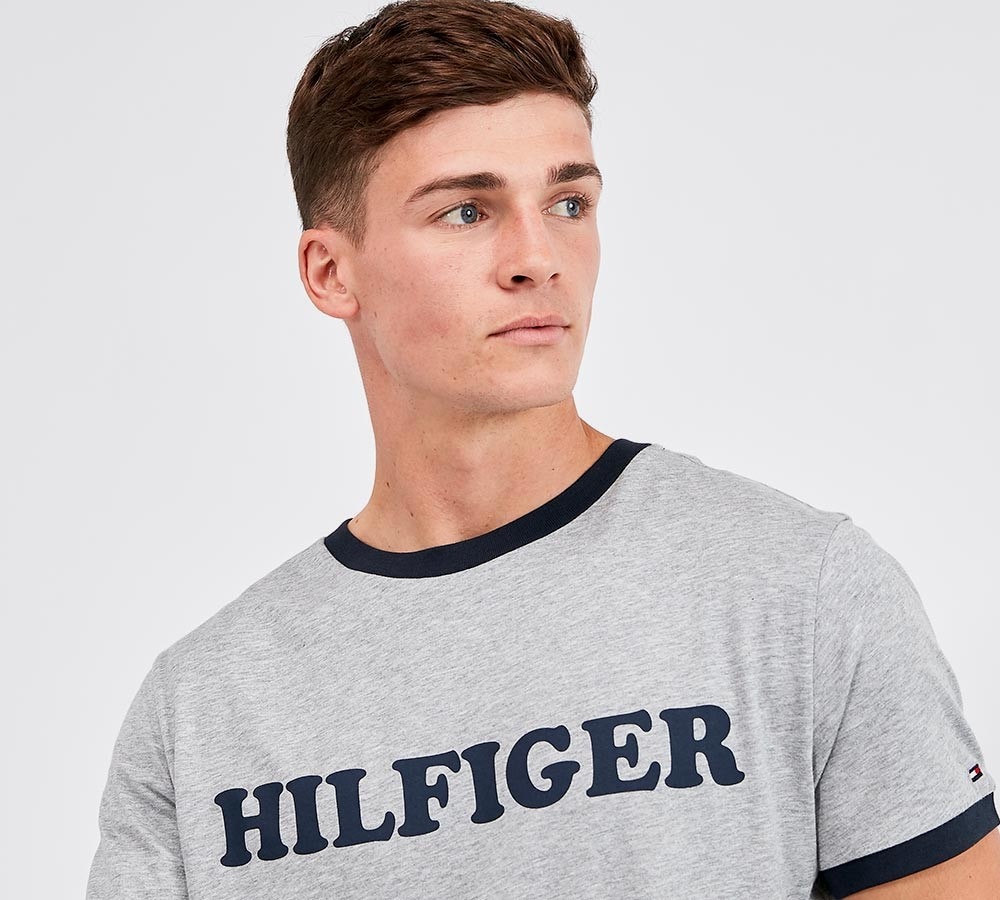 tommy hilfiger t shirt footasylum