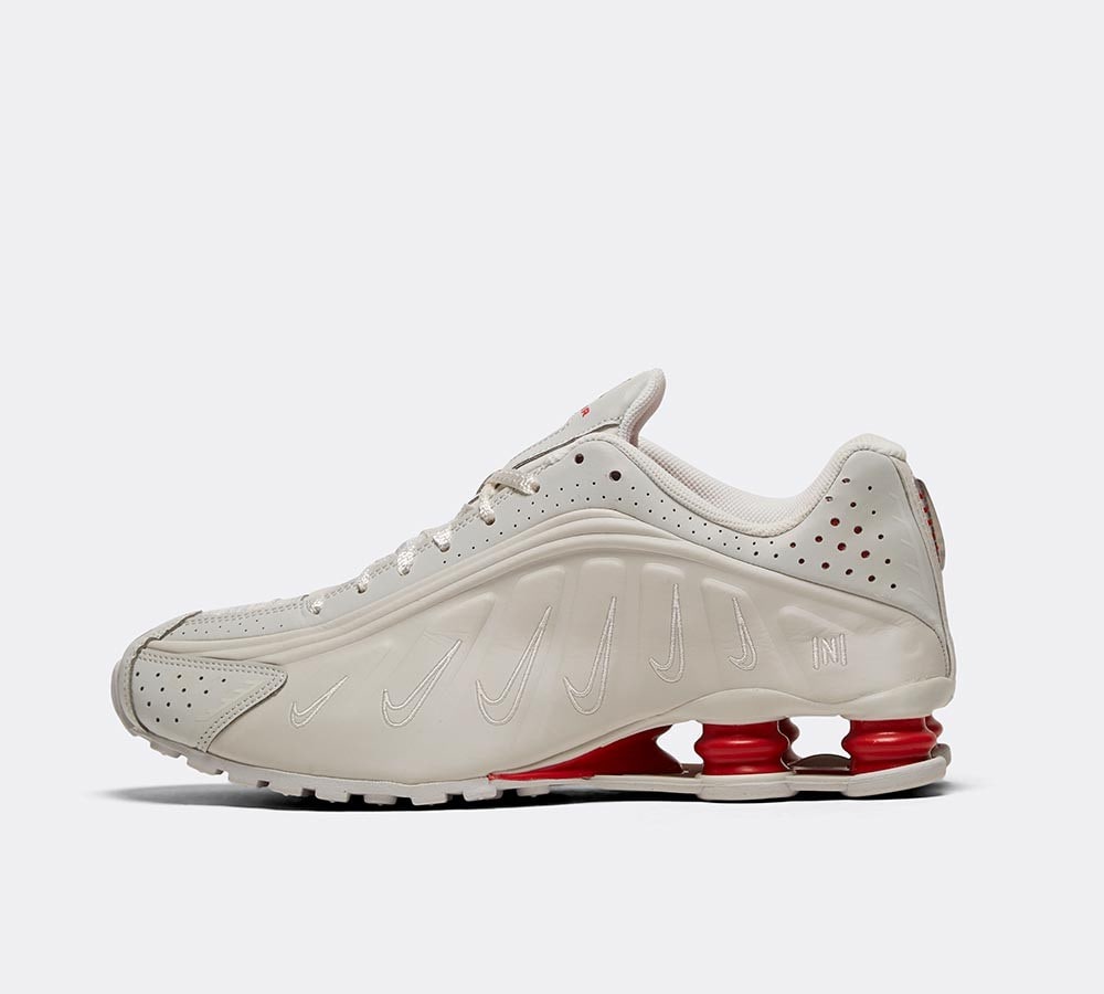 nike shox footasylum