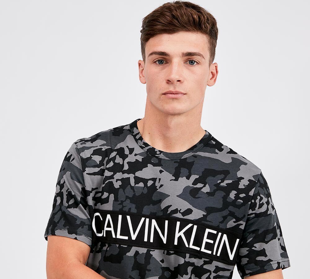 calvin klein camouflage t shirt