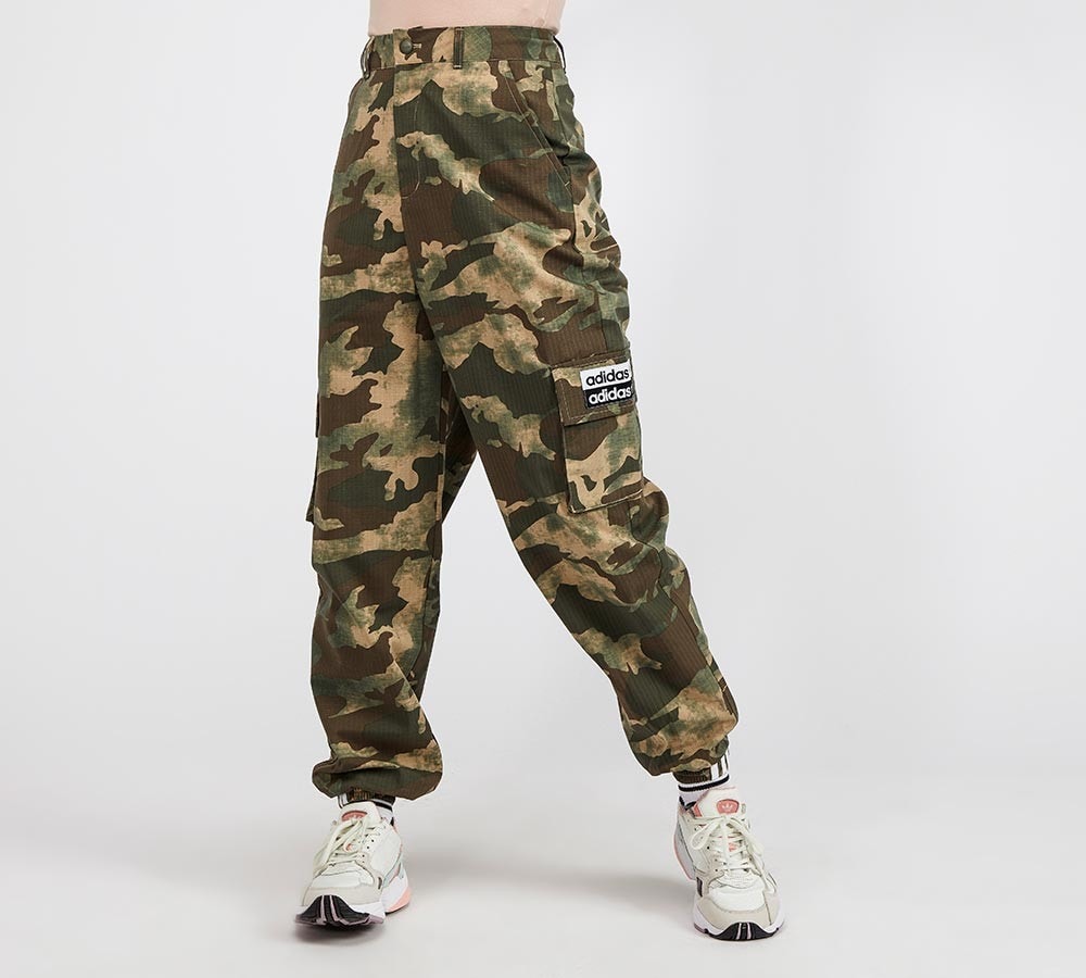 adidas green cargo pants