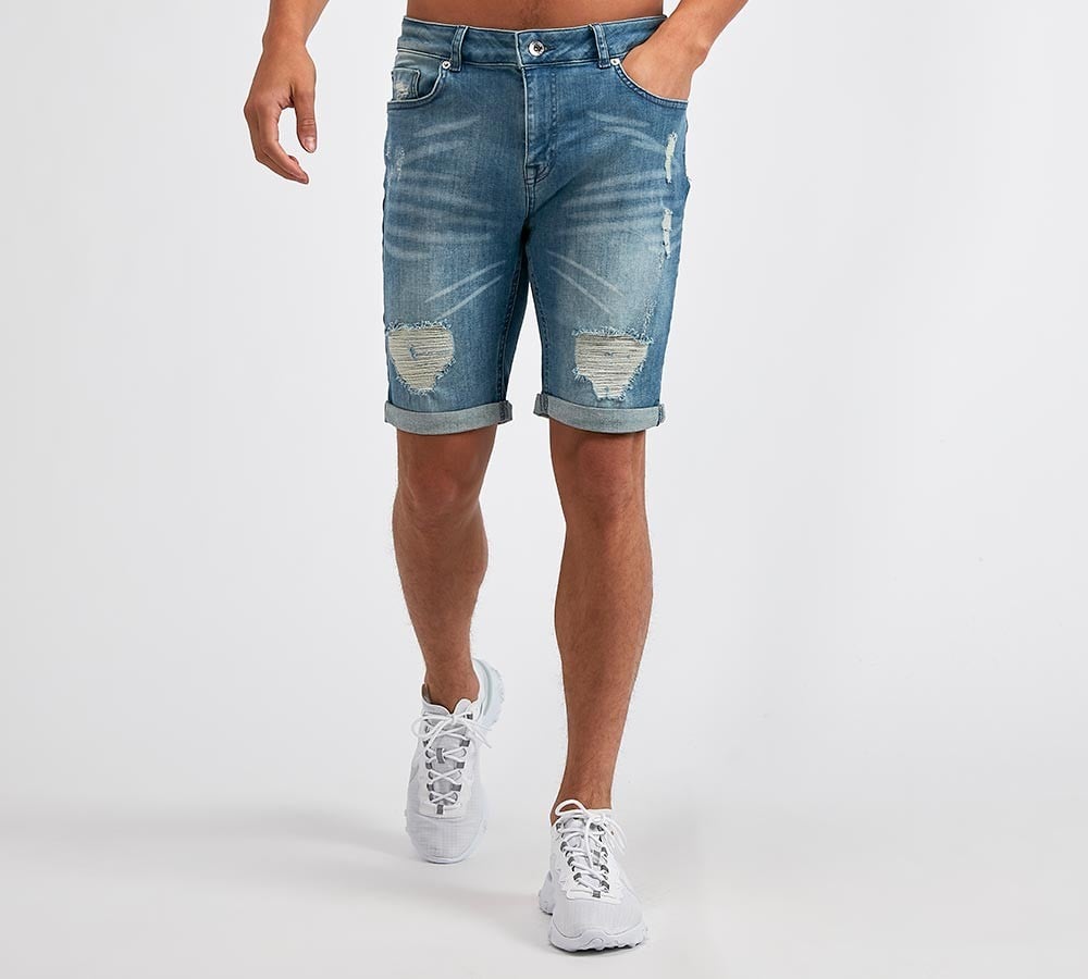 vapormax with shorts