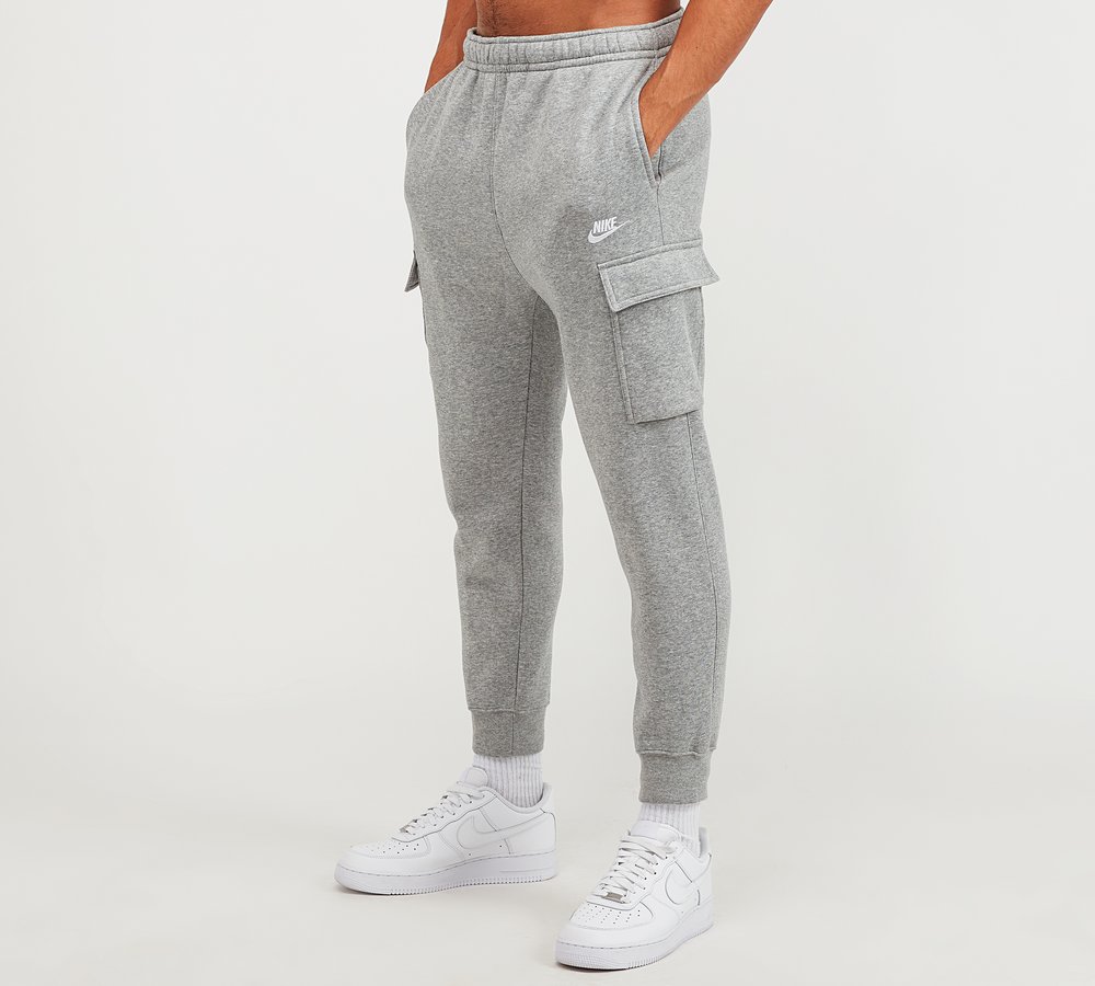 nike joggers with side pockets