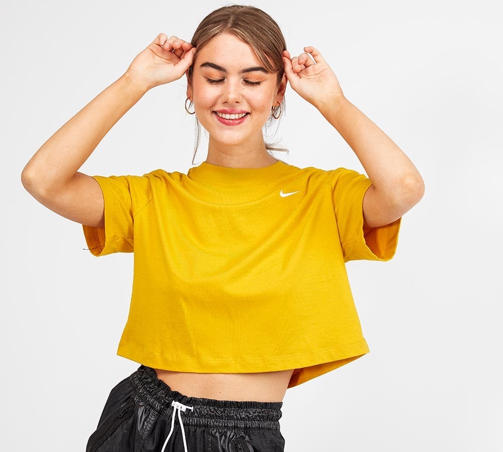 nike crop top yellow