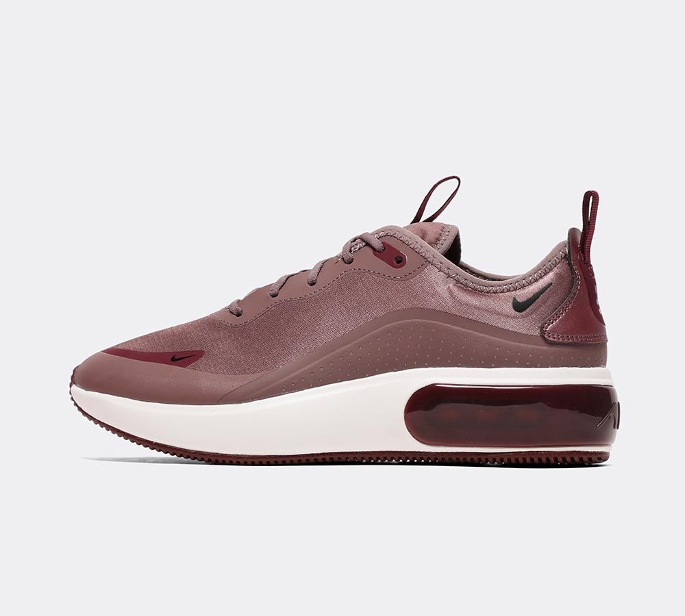 women's nike dia trainers