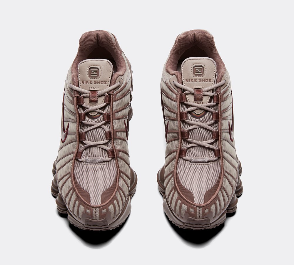 Burgundy nike shox outlet