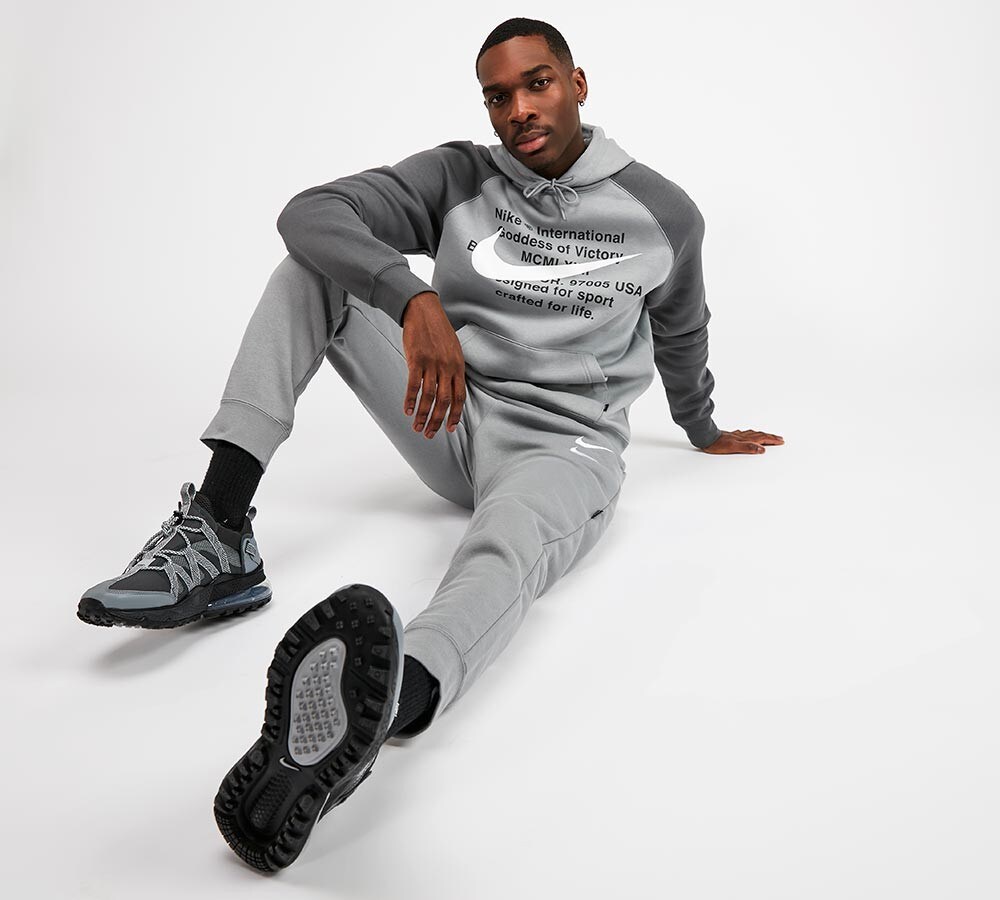 nike hbr swoosh sweatshirt