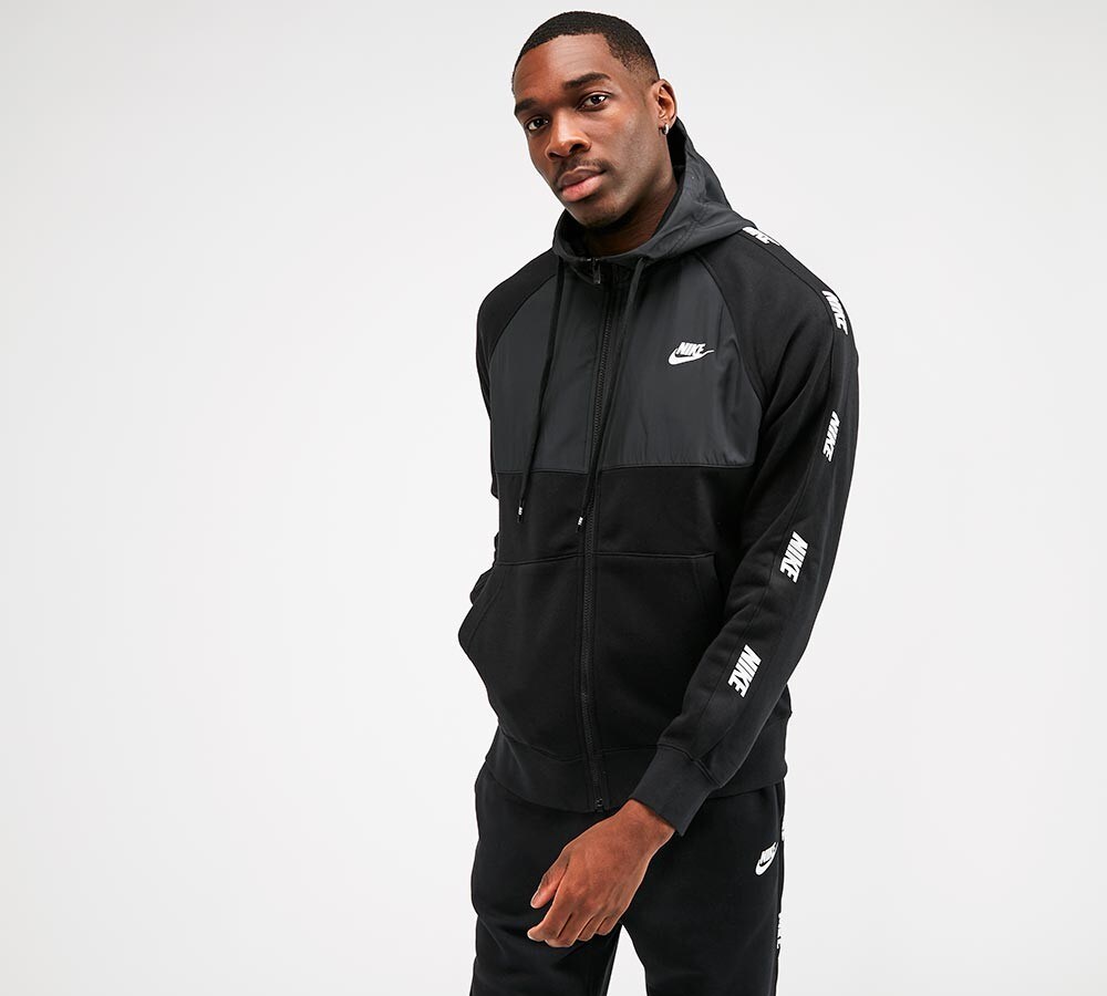 black nike zip up jacket