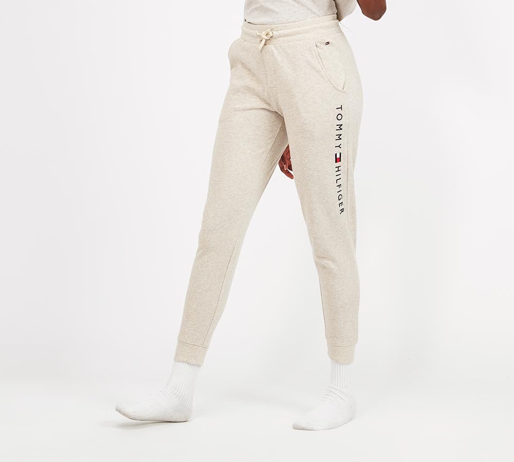 tommy hilfiger cuffed joggers