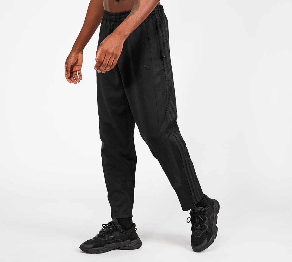 what are warm up pants