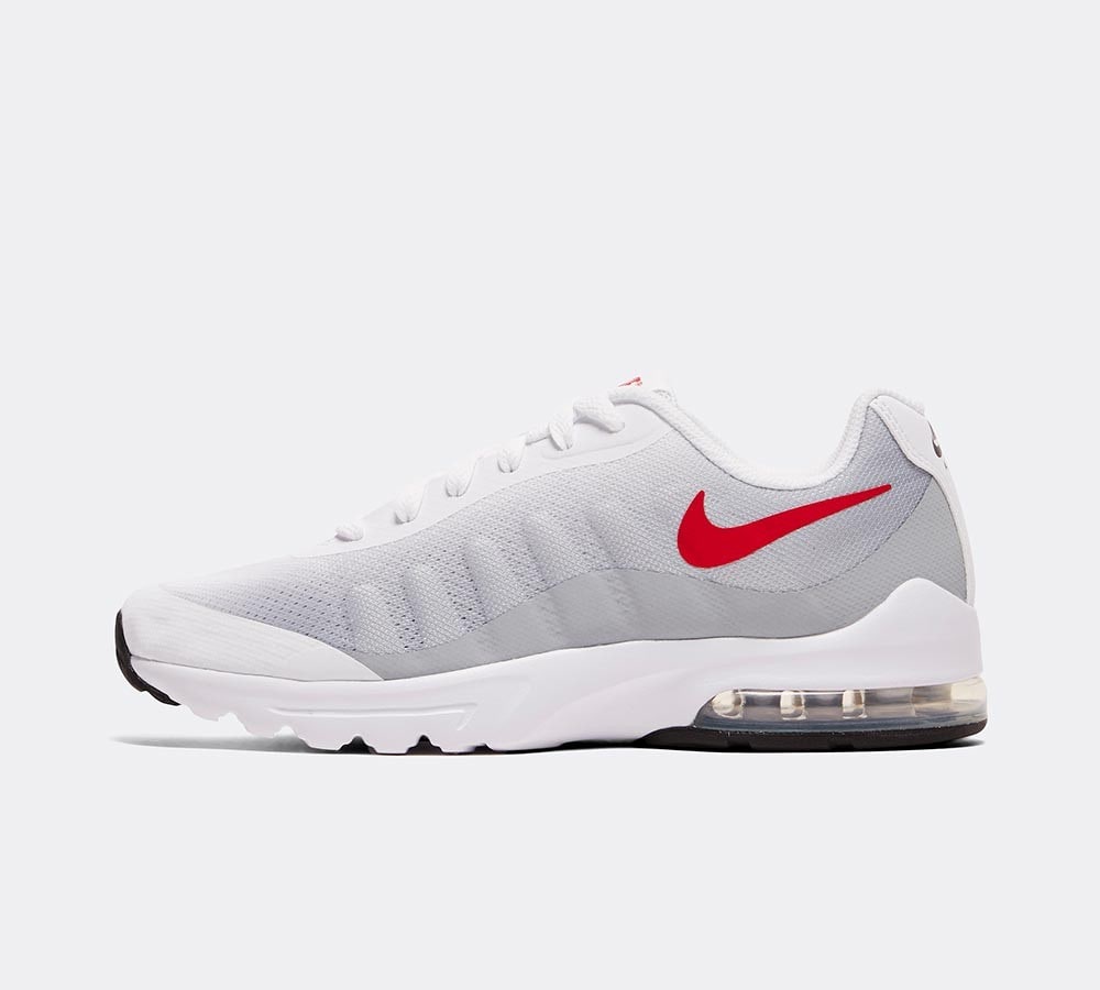 nike air max invigor size 3