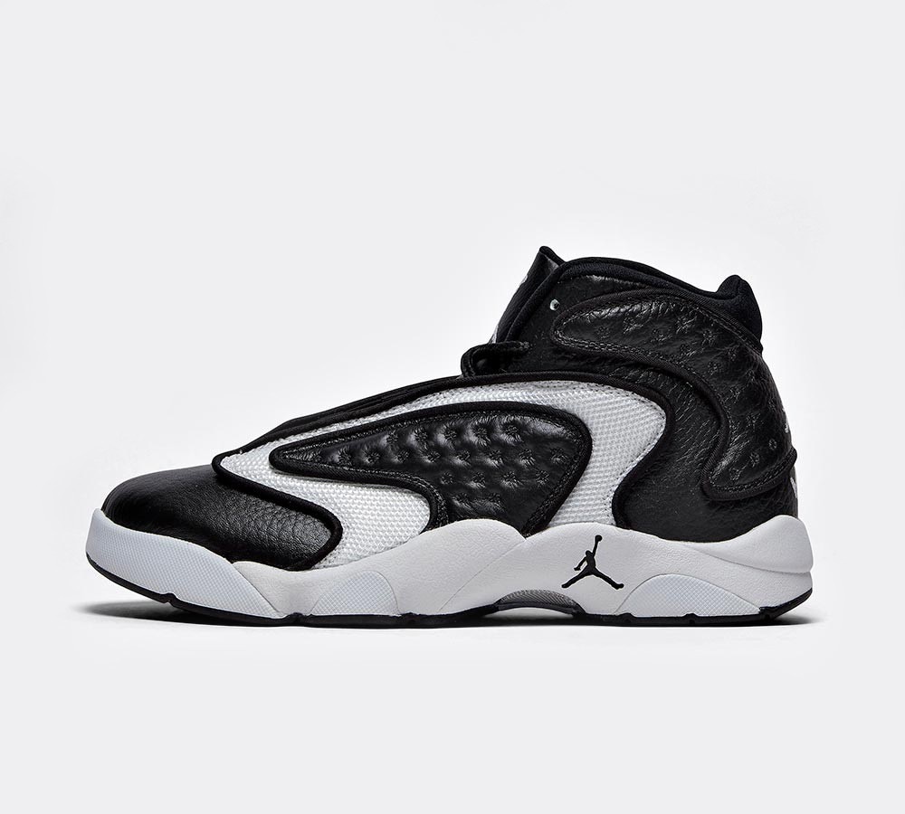 black and white air jordan womens