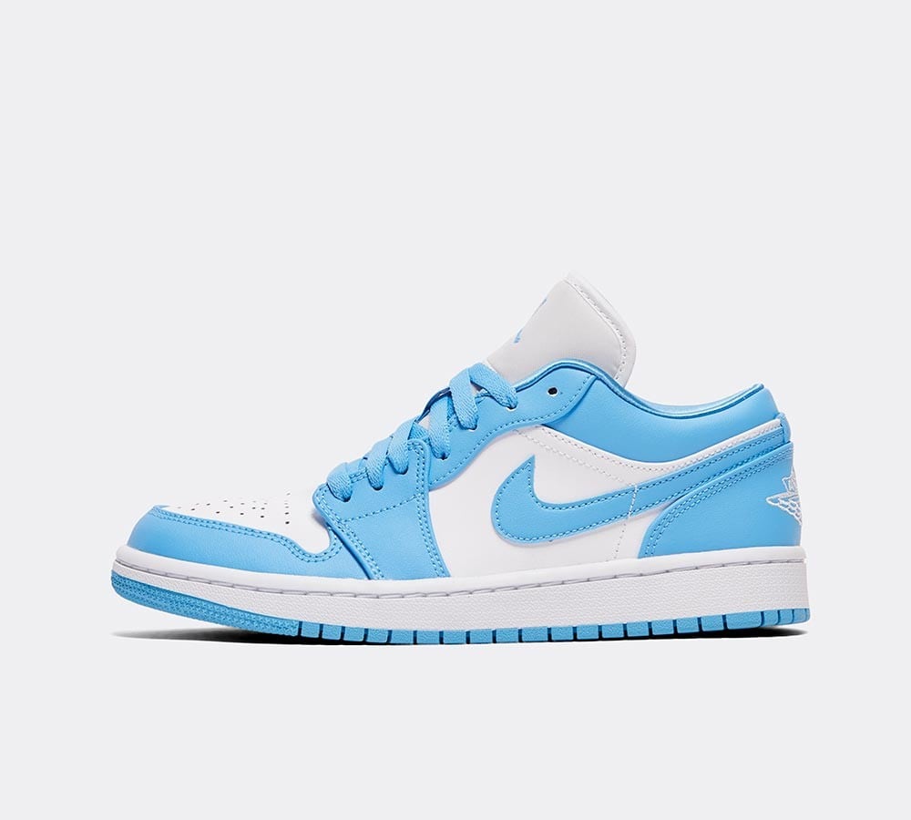 Jordan 1 blue women deals