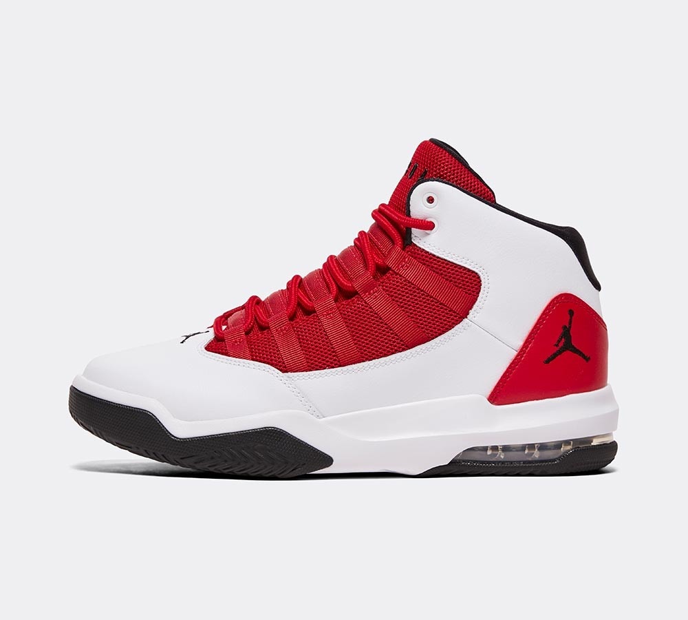 jordan trainers junior