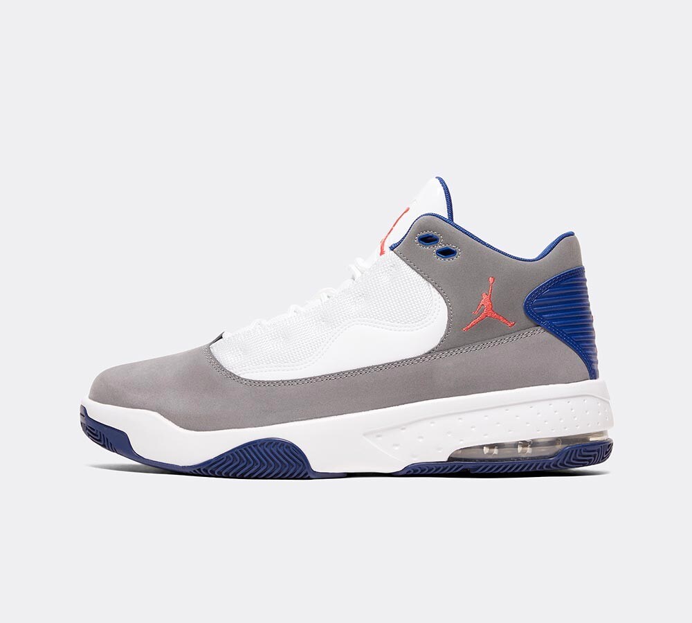 jordan max aura 2 trainer