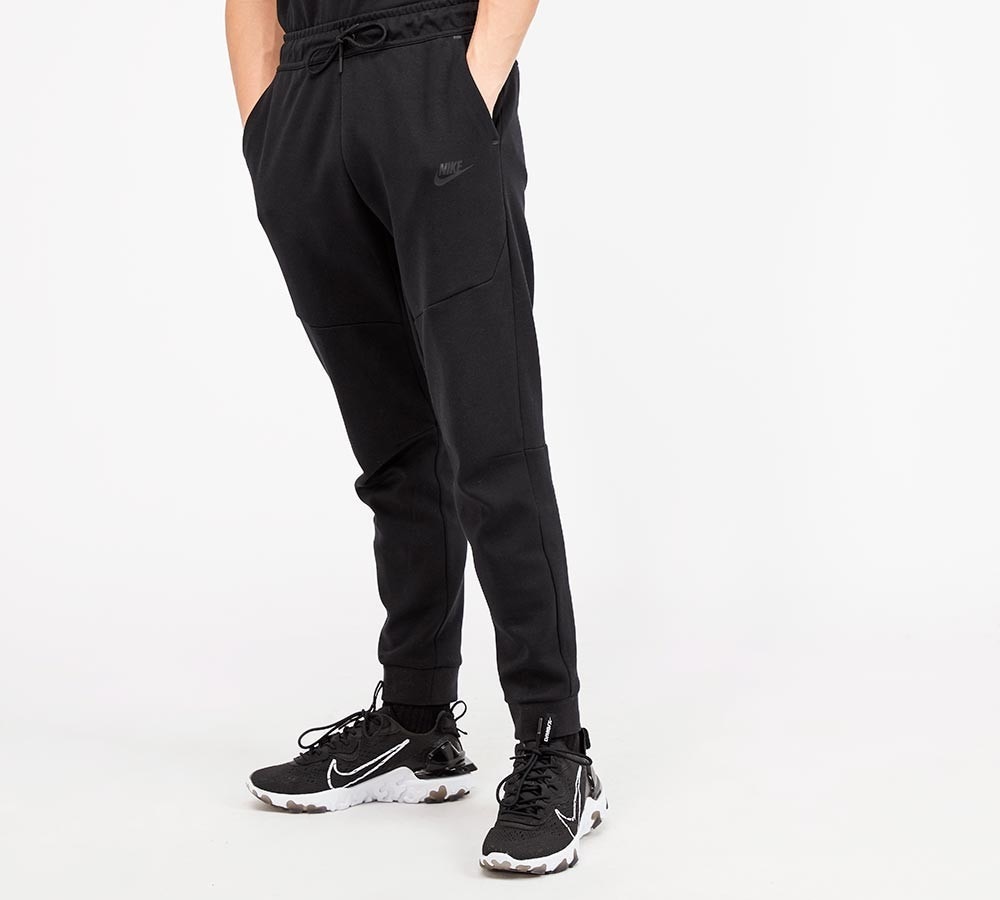 nike tech fleece pants junior